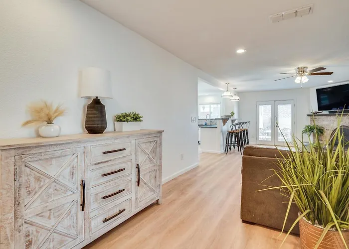 Private Pool And Patio Modern Havasu Home! Holiday home *