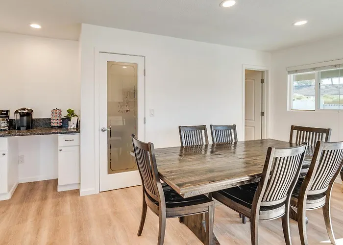 Private Pool And Patio Modern Havasu Home! Lake Havasu City