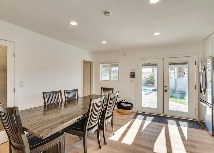 Holiday home Private Pool And Patio Modern Havasu Home! *