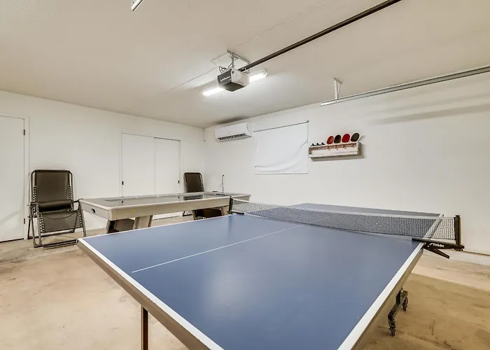Holiday home Private Pool And Patio Modern Havasu Home!