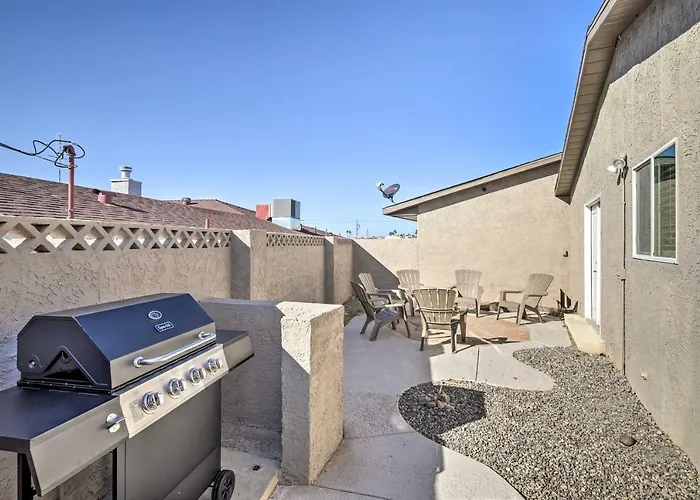 Holiday home Private Pool And Patio Modern Havasu Home! Lake Havasu City